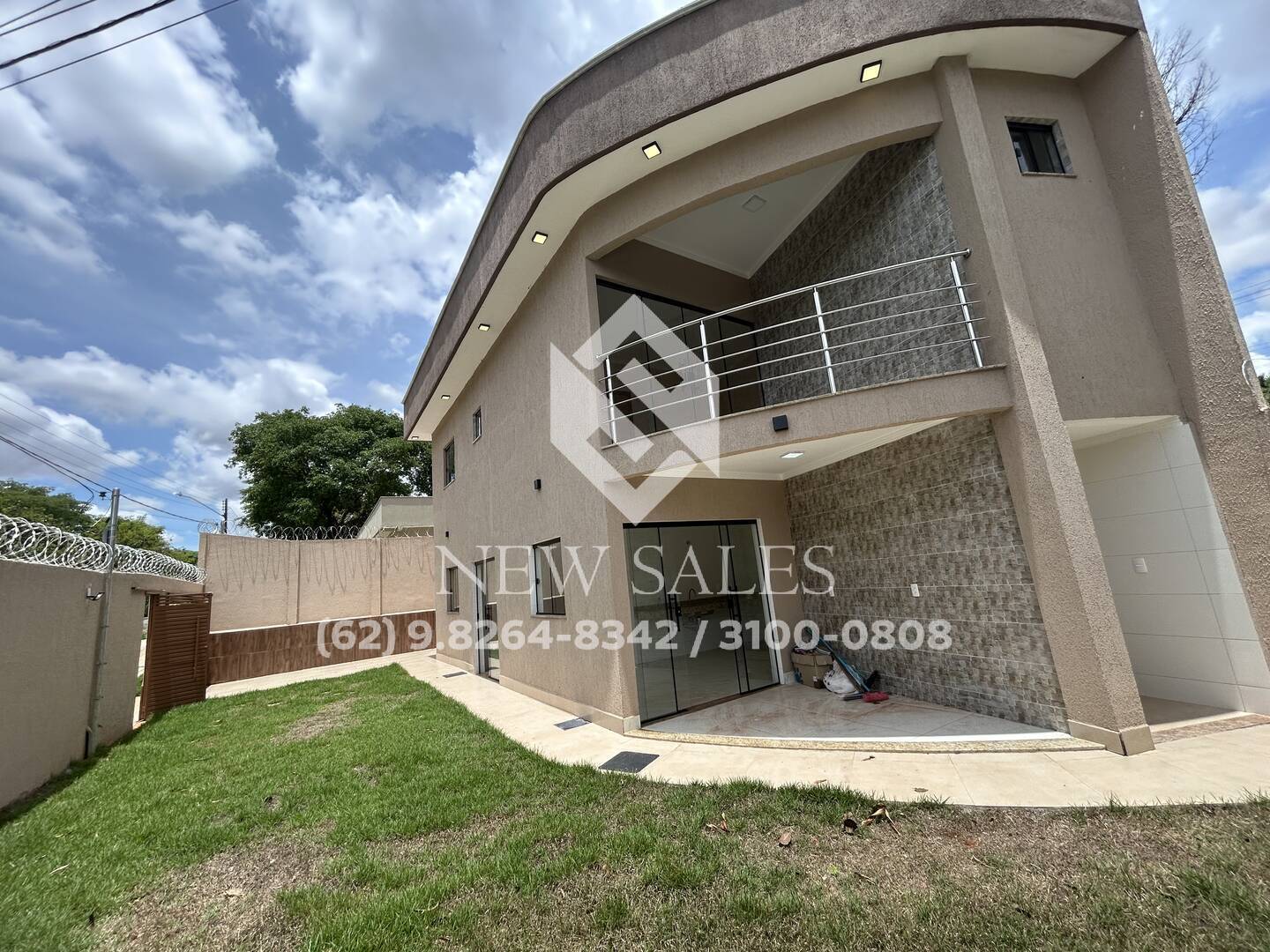 Sobrado à venda com 3 quartos, 149m² - Foto 1